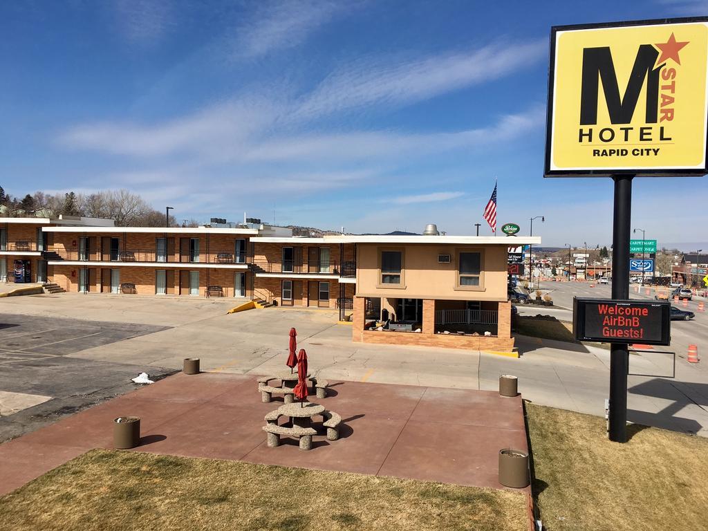 M Star Rapid City Extérieur photo